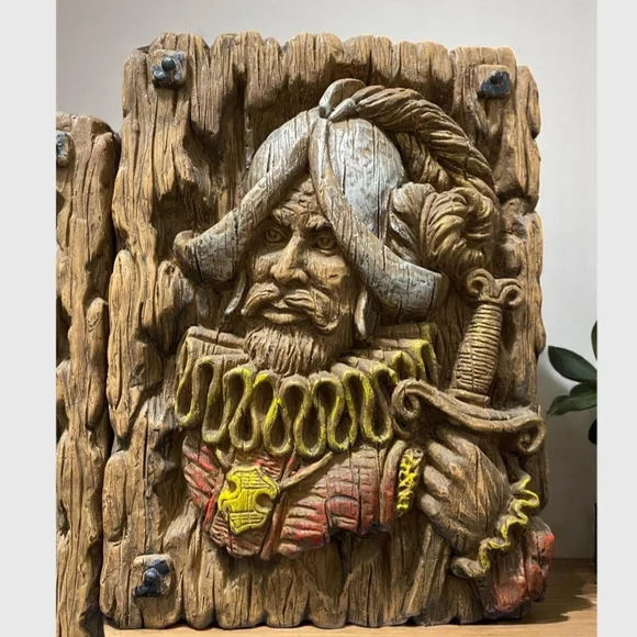 Vintage Knight Wall Plaques